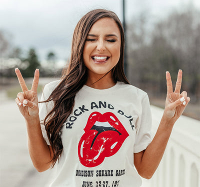 5 Ways to Style Graphic Tees