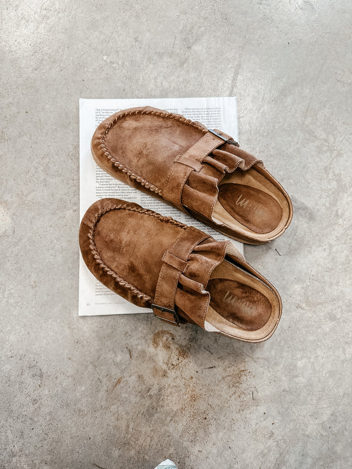 Joia Suede Clog