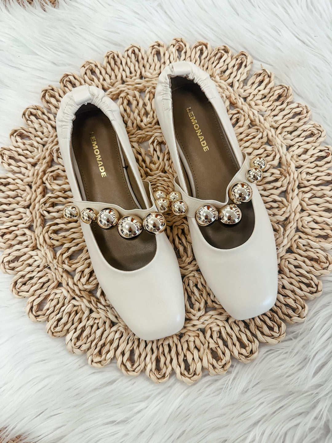 Colleen Flat: White