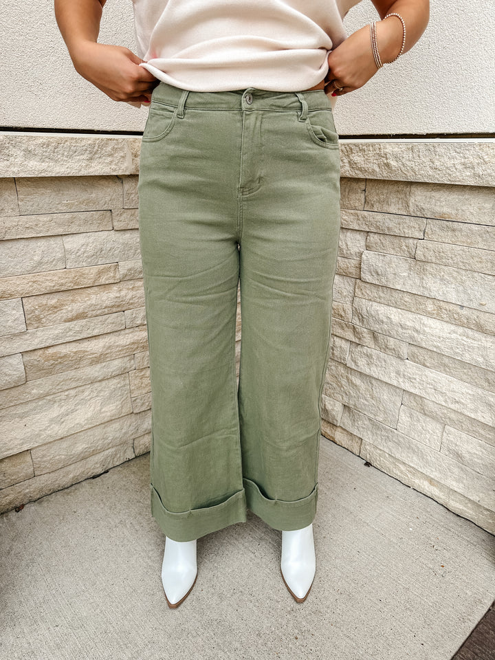 Solid Mid-rise Ankle Pants: Olive