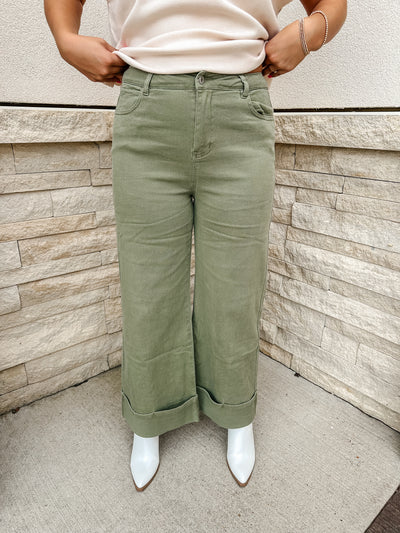 Solid Mid-rise Ankle Pants: Olive
