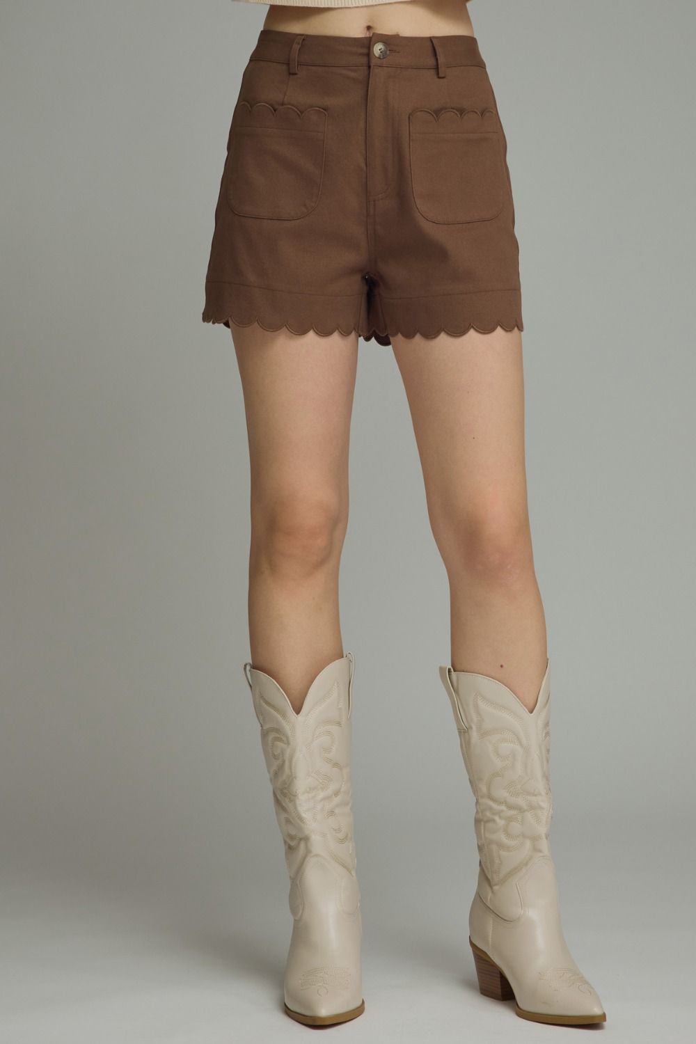 Scalloped Shorts: Brown
