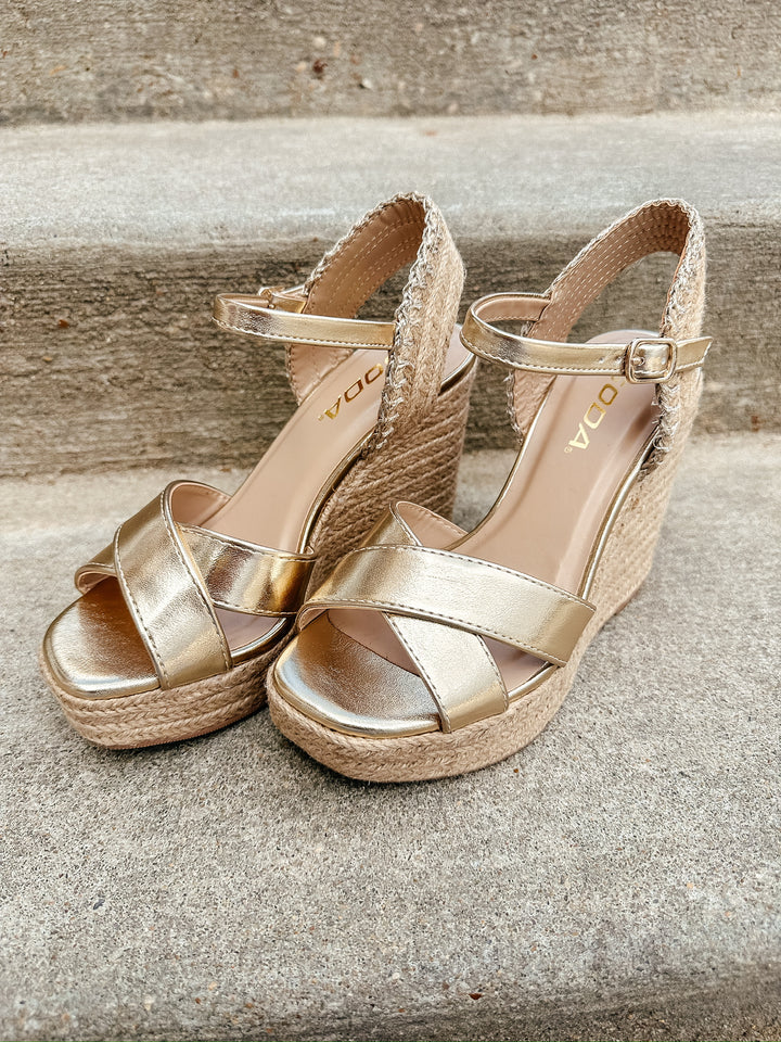 Lorita Gold Wedge